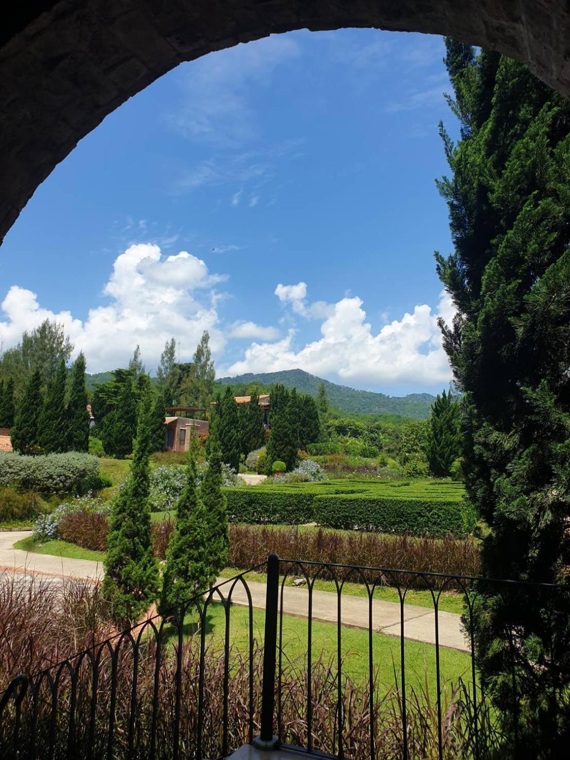 La Toscana Suan Phueng Exterior foto